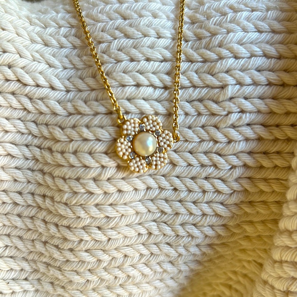 Kate Spade (Faux) Pearl Necklace ♠️